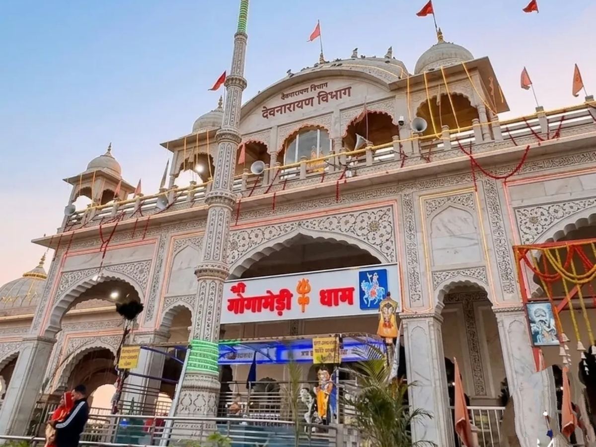 Shri Gogaji Temple, Gogamedi